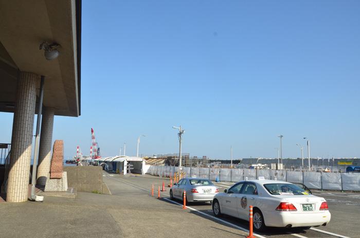 大島 岡田港 工事中でした