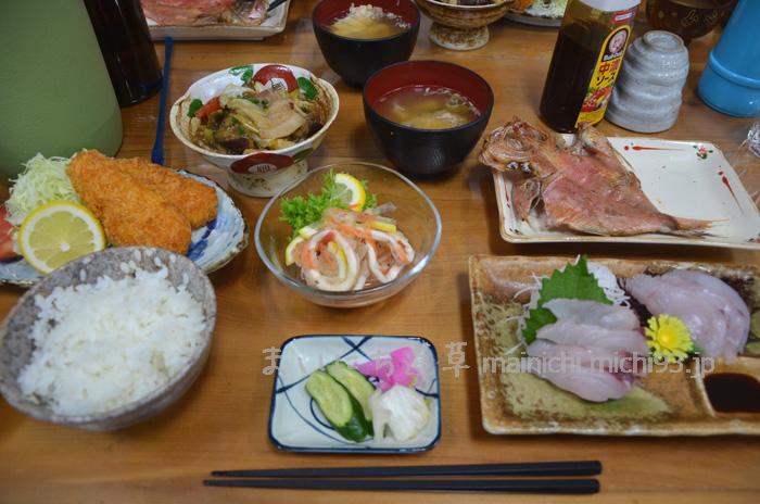 民宿げんべいの夕飯