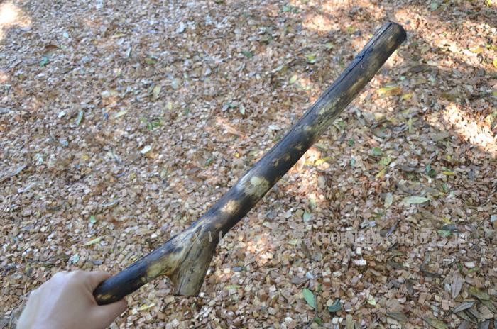 キャンプで木の棒と言えば…